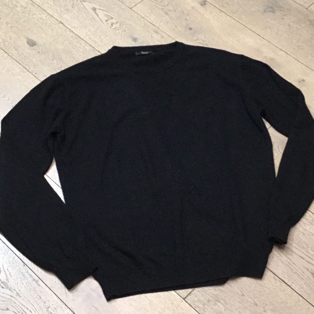 Woman’s Pull Love Firenze black round neck pull over sweater. XL.Wool/cashmere.